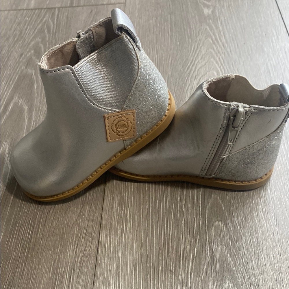 Livie and Luca Toddler Sz 6 6T 6C Silver Leather Ankle Boots Sparkle Girls Kids